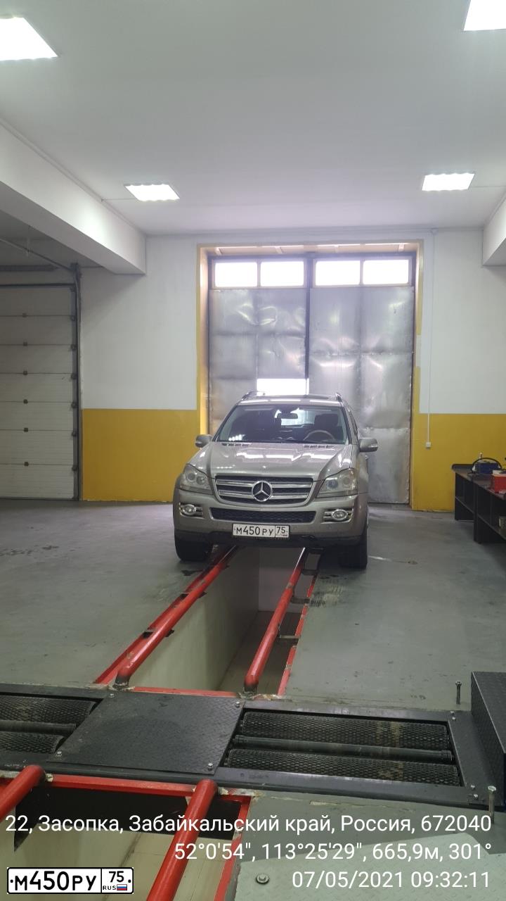 Фото автомобиля MERCEDES GL-KLASSE, 2007 — госномер М101КС27. Цвет: СЕРО-БЕЖЕВЫЙ