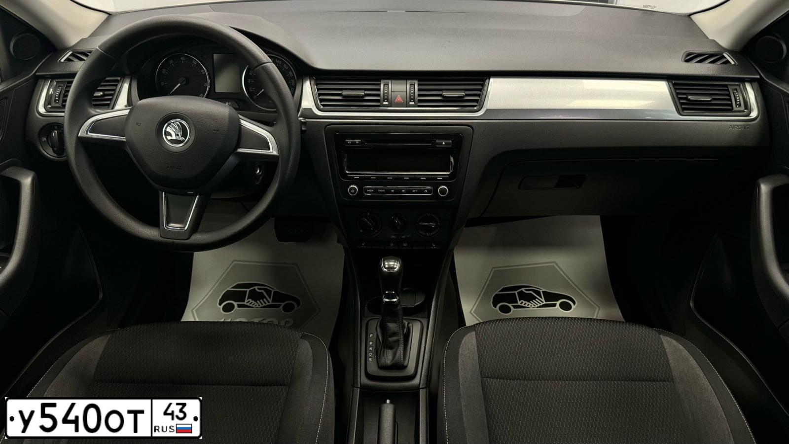 Фото автомобиля SKODA RAPID, 2014 — госномер У540ОТ43. Цвет: БЕЛЫЙ