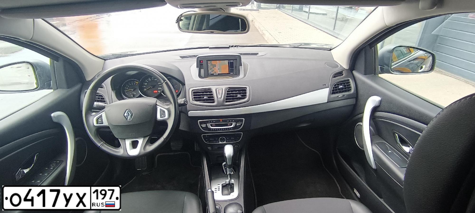 Фото автомобиля RENAULT MEGANE, 2012 — госномер М362УО198. Цвет: ЧЕРНЫЙ