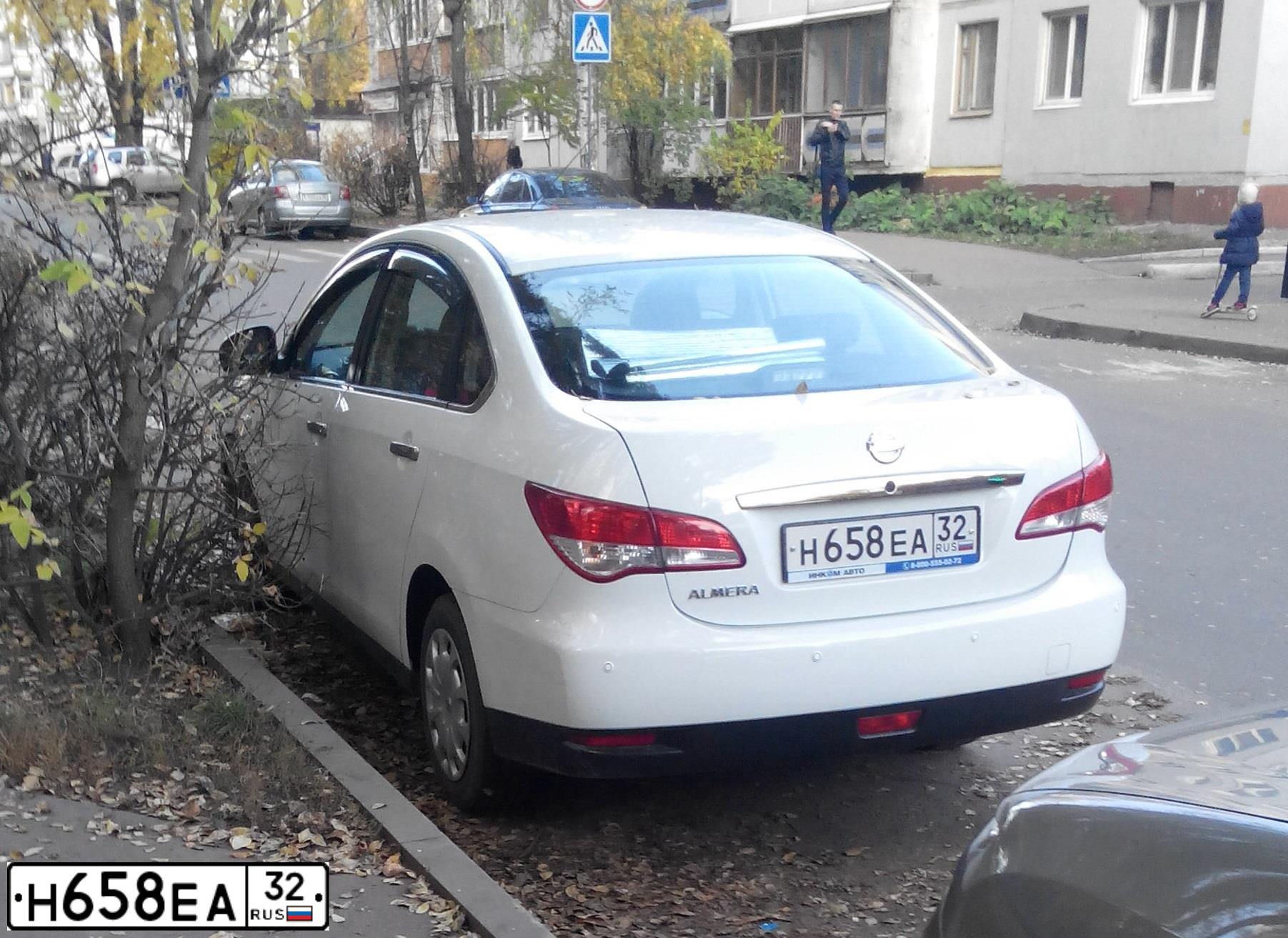 Фото автомобиля NISSAN ALMERA /AVTOVAZ/, 2015 — госномер Н658ЕА32. Цвет: БЕЛЫЙ