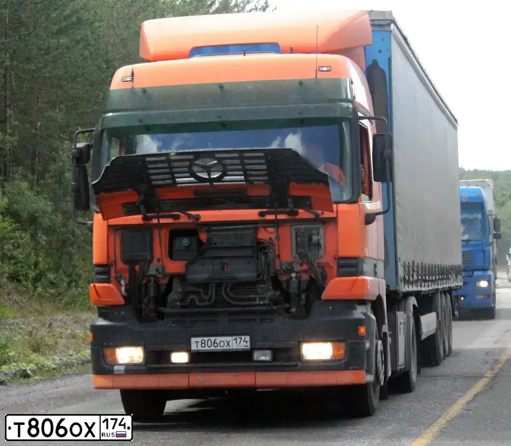 Фото автомобиля MERCEDES ACTROS, 2003 — госномер К395ОН36. Цвет: Оранжевый