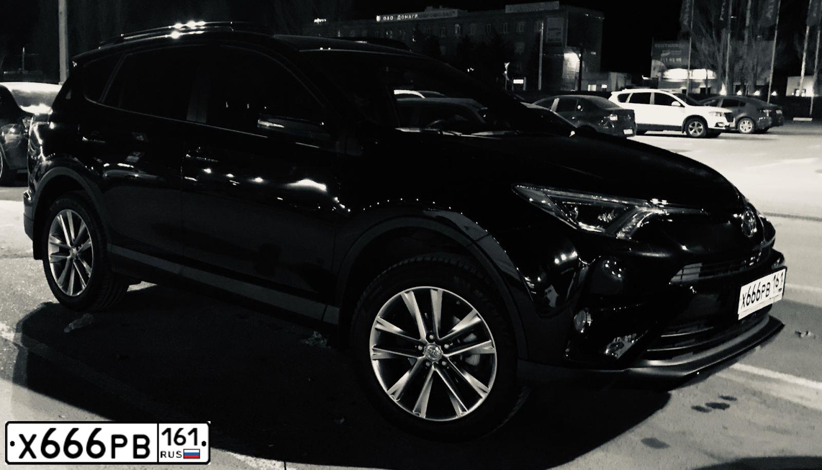 Фото автомобиля LEXUS RX, 2008 — госномер Х666РВ161. Цвет: ТЕМНО СЕРЫЙ