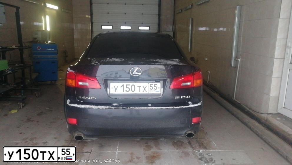 Фото автомобиля LEXUS IS, 2006 — госномер Е525ХМ36. Цвет: ЧЕРНЫЙ