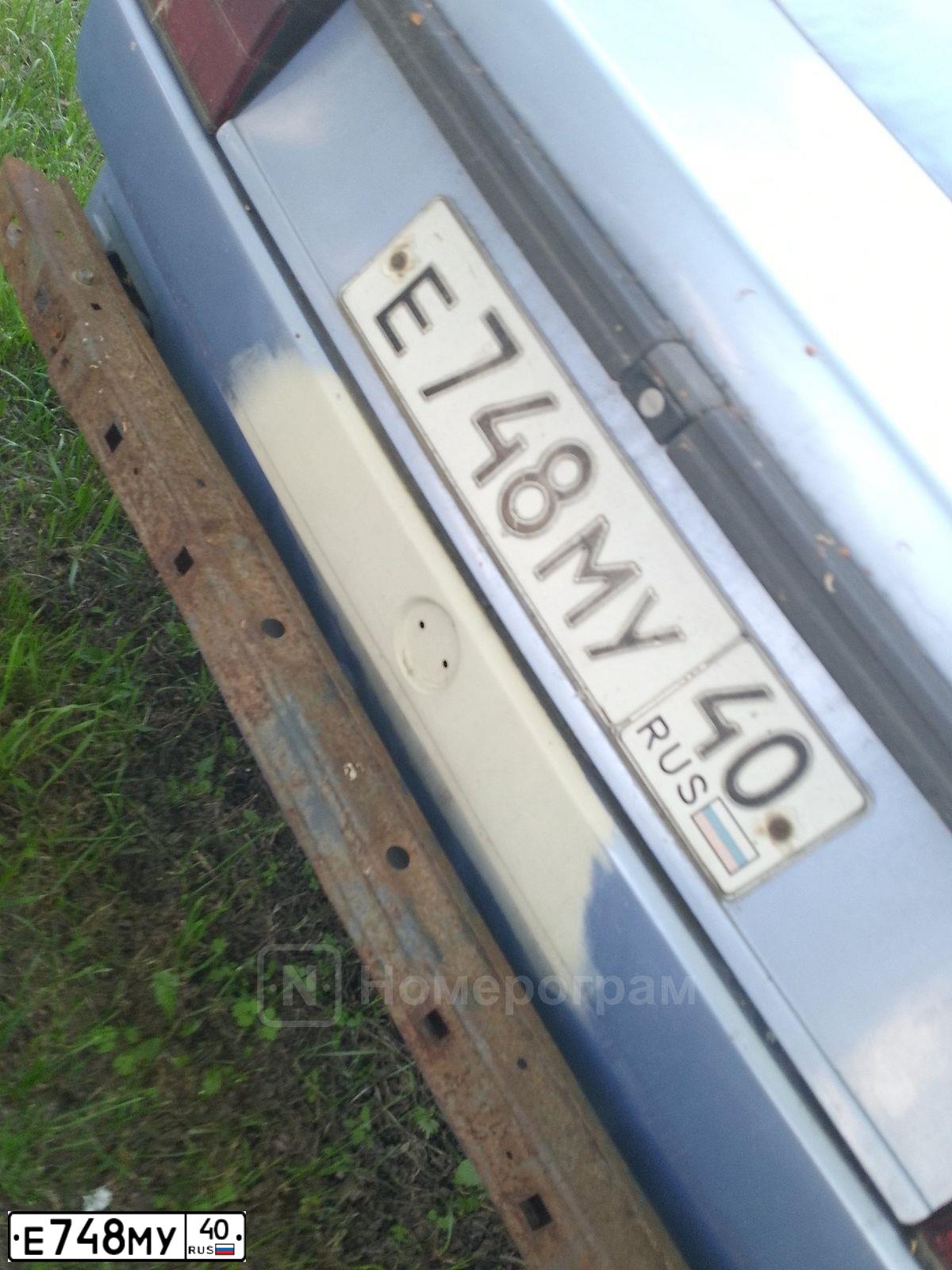 Фото автомобиля VOLKSWAGEN JETTA, 1989 — госномер Е748МУ40. Цвет: СИНИЙ