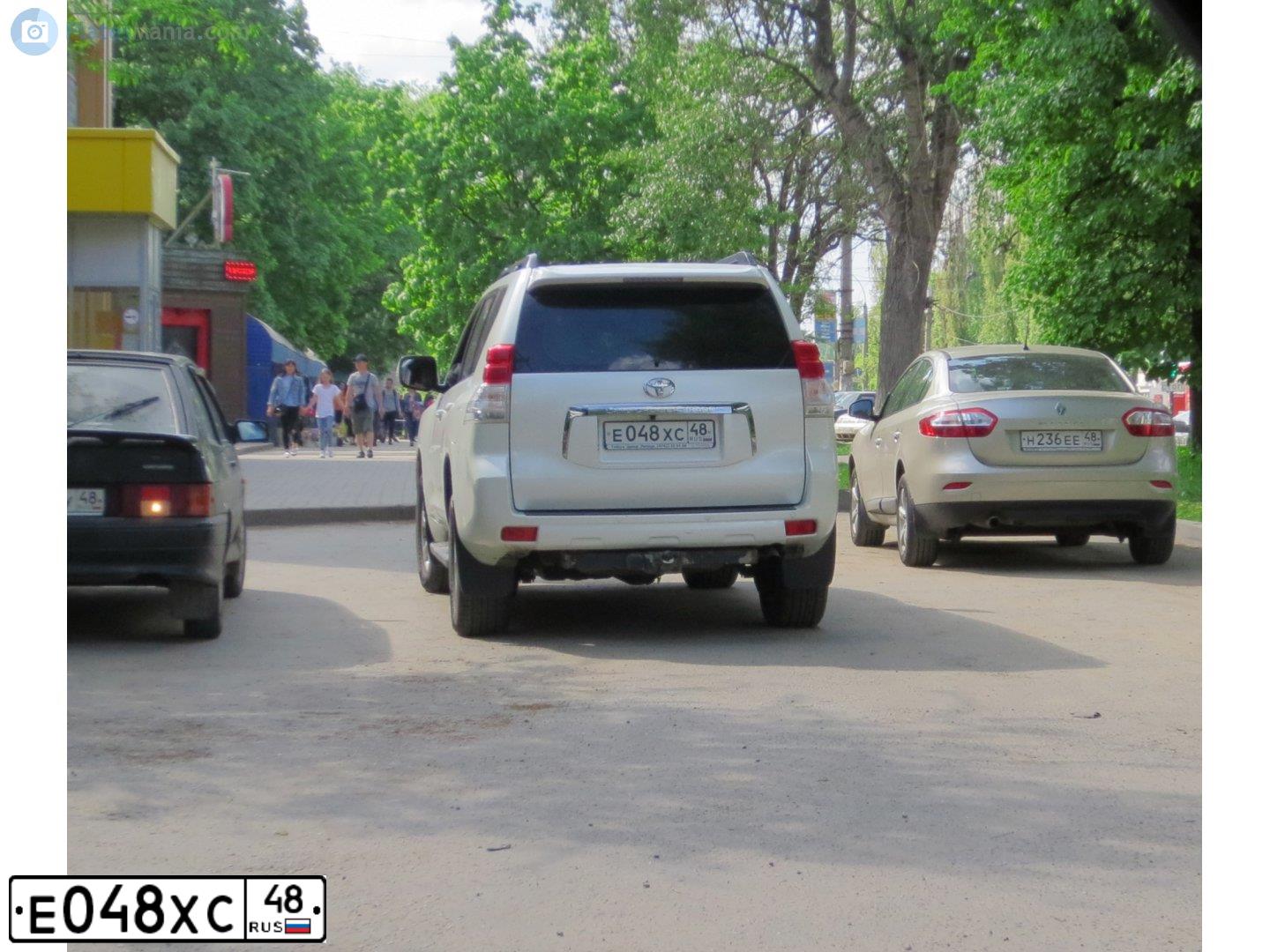 Фото автомобиля NISSAN X-TRAIL, 2008 — госномер М295ОО48. Цвет: ЧЕРНЫЙ