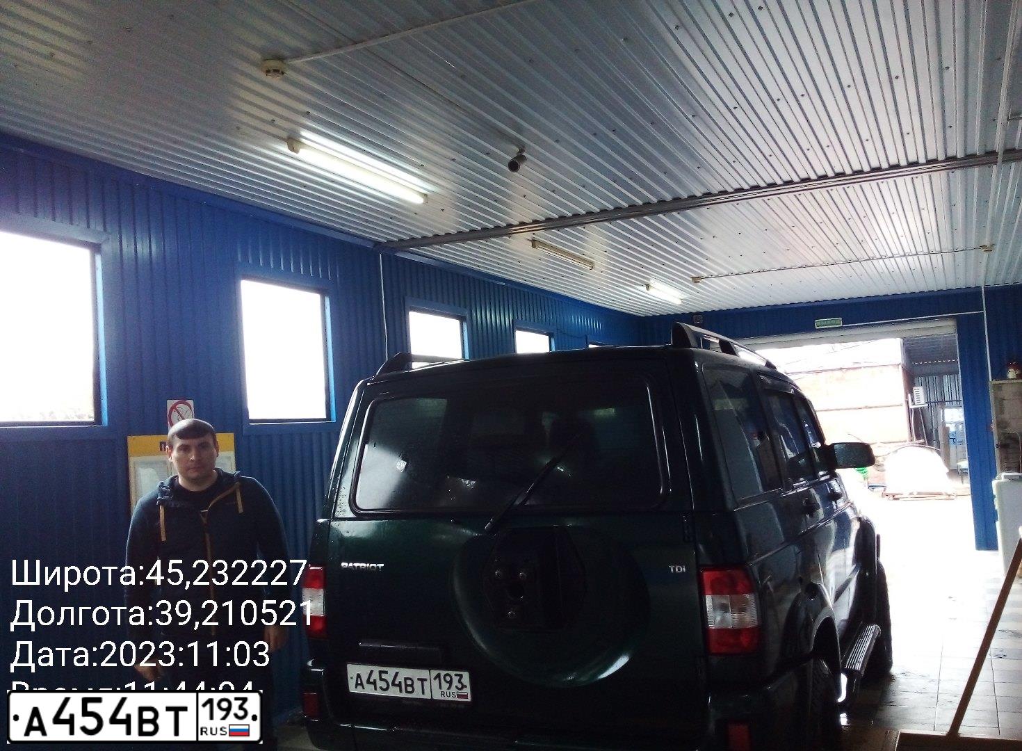 Фото автомобиля UAZ 3163 PATRIOT, 2014 — госномер А454ВТ193. Цвет: АМУЛЕТ МЕТАЛЛИК