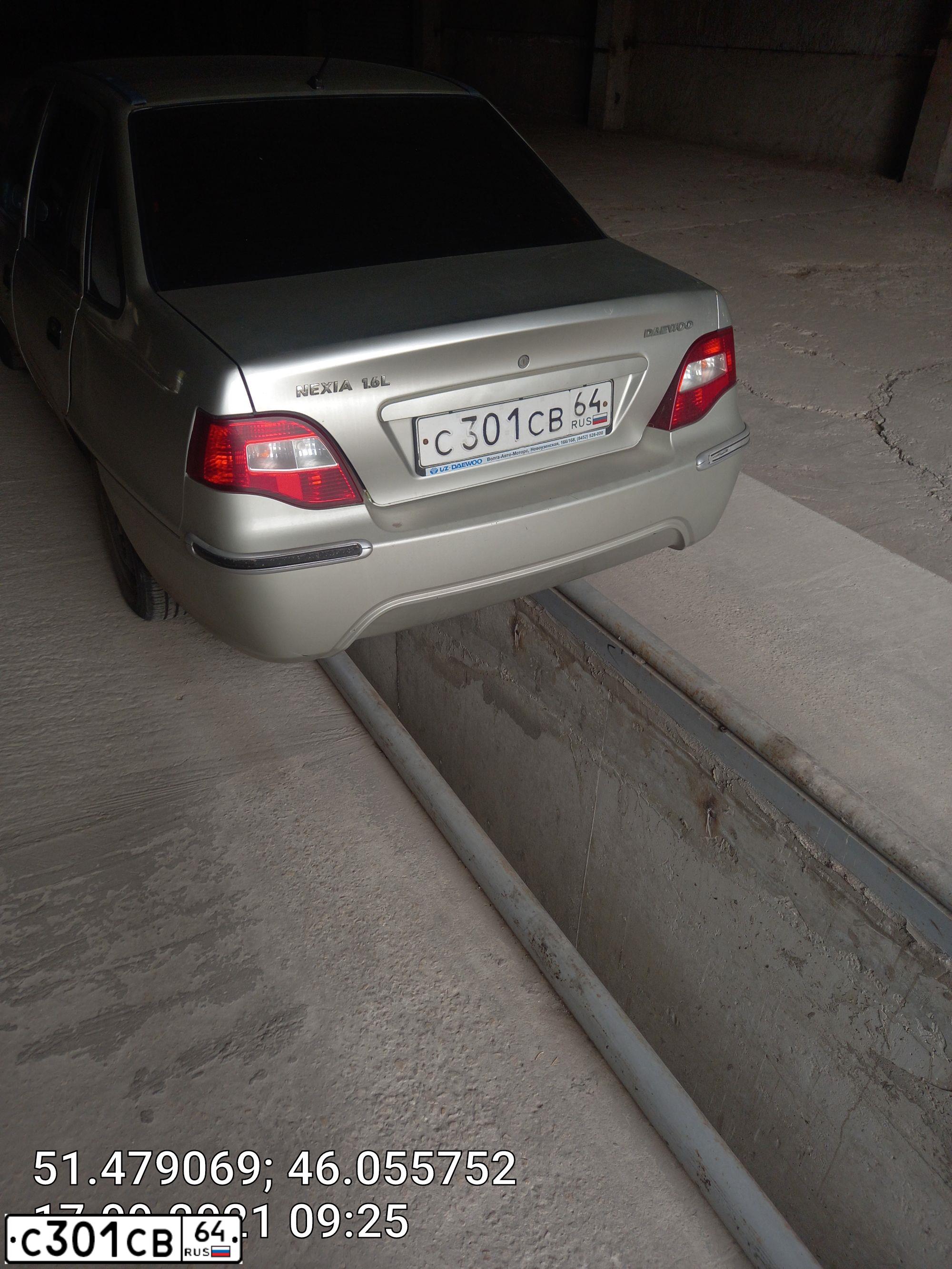 Фото автомобиля DAEWOO NEXIA, 2008 — госномер С301СВ64. Цвет: СЕРЕБРИСТЫЙ