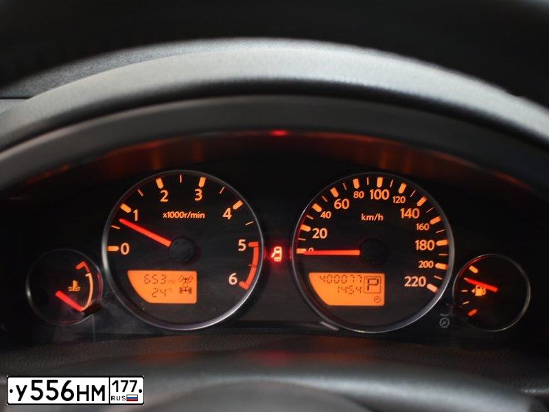 Фото автомобиля NISSAN PATHFINDER, 2006 — госномер К467КХ53. Цвет: Серебристый
