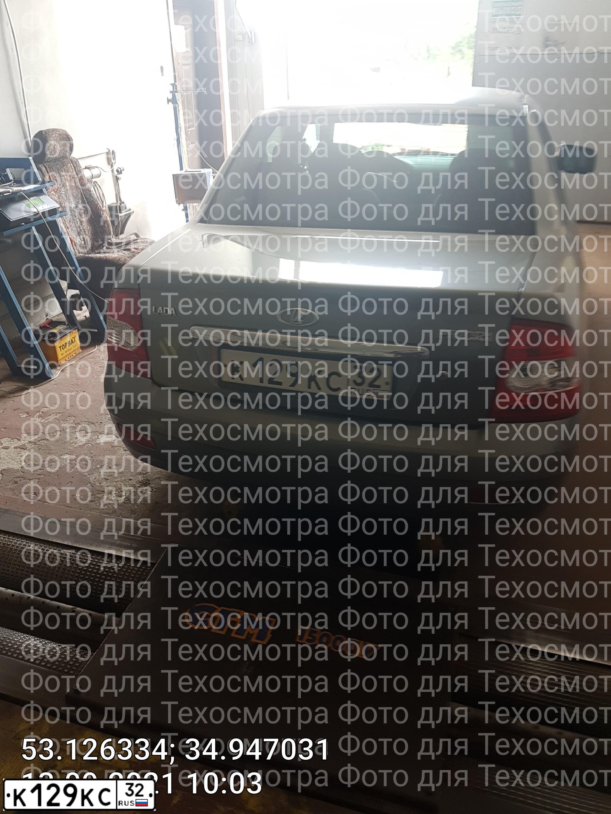 Фото автомобиля LADA 2170 PRIORA, 2008 — госномер К129КС32. Цвет: СЕРО-ЗЕЛЕНЫЙ