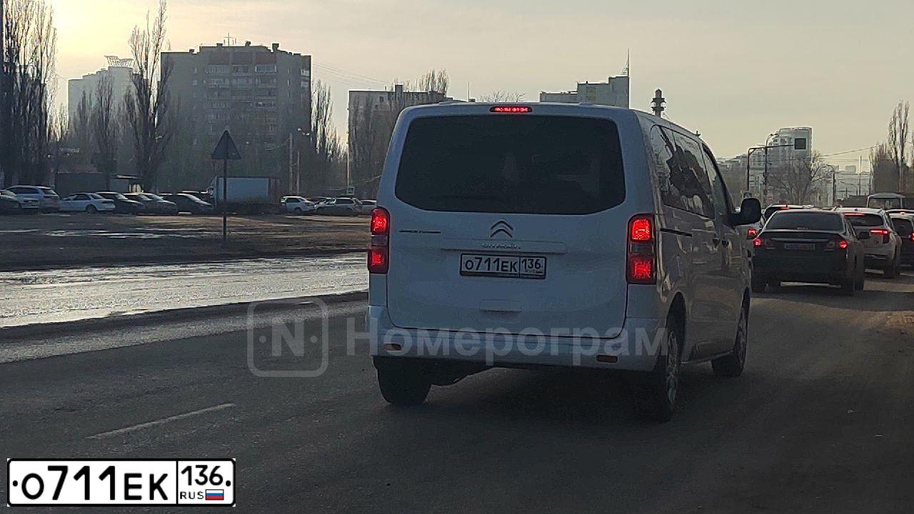 Фото автомобиля CITROEN SPACETOURER, 2020 — госномер А991МС252. Цвет: Белый