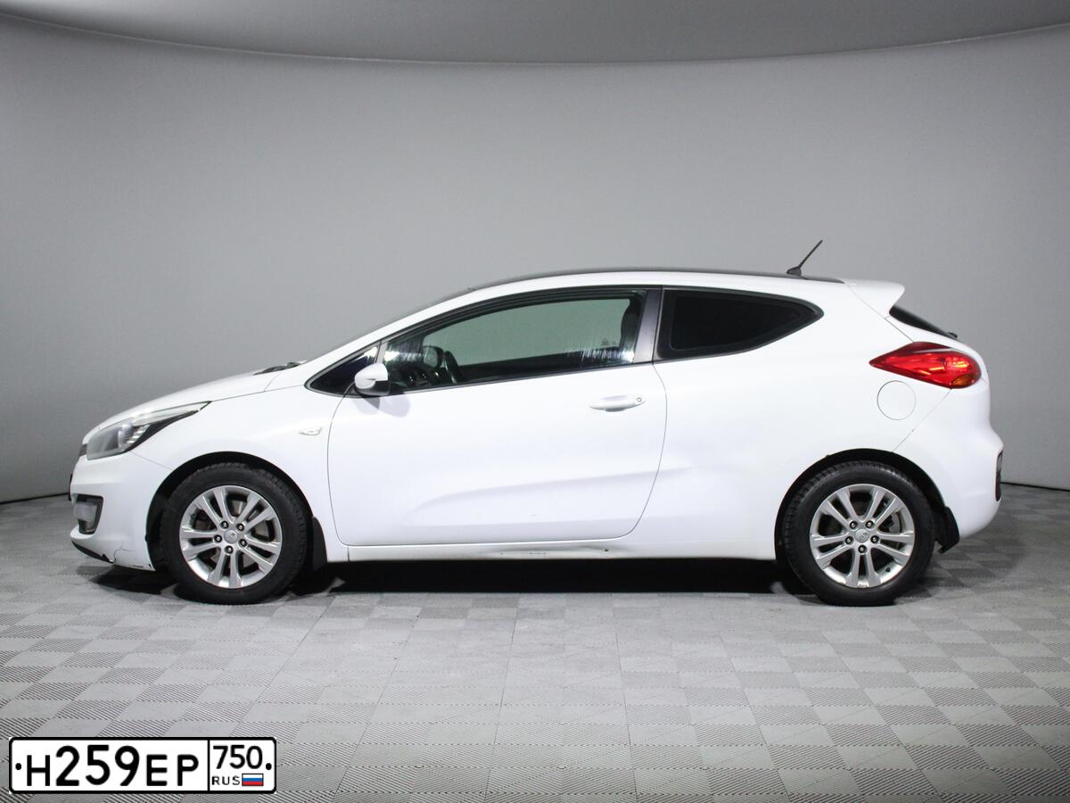 Фото автомобиля KIA CEE'D, 2014 — госномер Н259ЕР750. Цвет: Белый