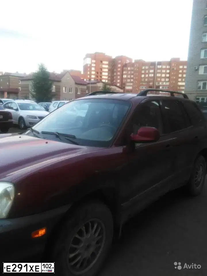 Фото автомобиля HYUNDAI SANTA FE, 2004 — госномер Н084КВ32. Цвет: ВИШНЕВЫЙ
