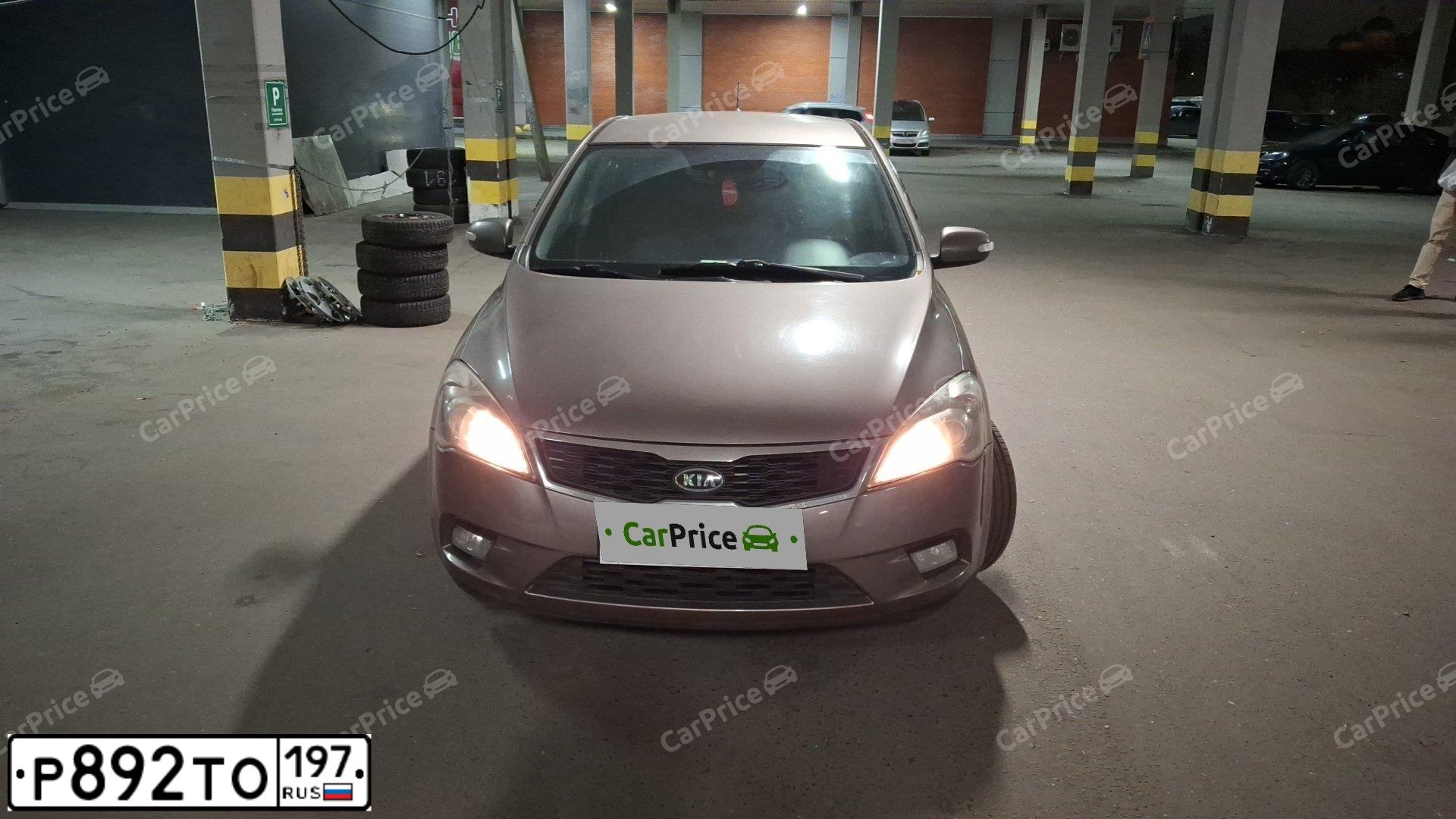 Фото автомобиля KIA CEE'D, 2012 — госномер К364ВК790. Цвет: БЕЖЕВЫЙ