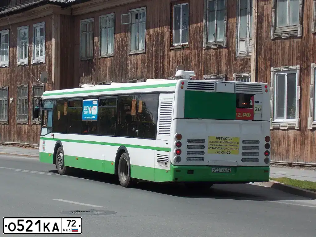 Фото автомобиля LIAZ 5292, 2011 — госномер У170ТХ43. Цвет: БЕЛЫЙ ЗЕЛЕНЫЙ