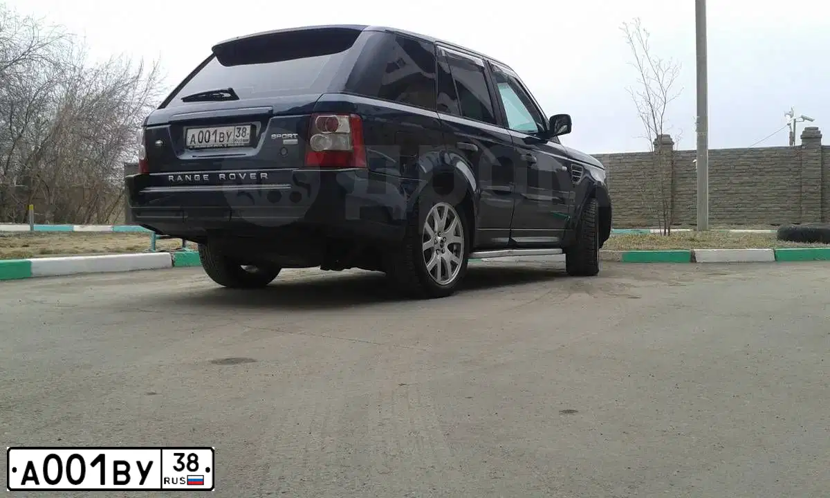 Фото автомобиля MERCEDES CLS-KLASSE, 2013 — госномер А001ВУ38. Цвет: Серый