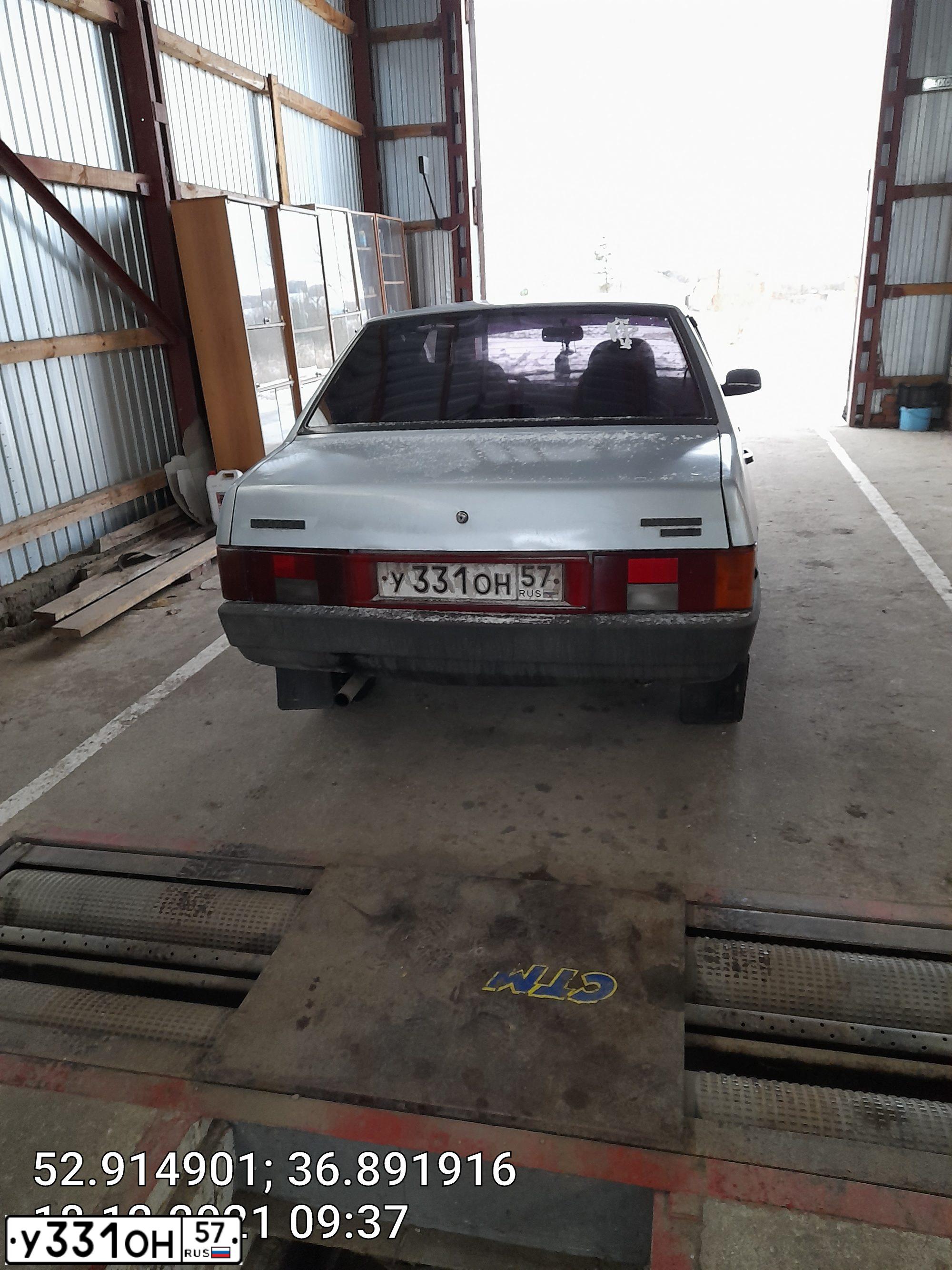 Фото автомобиля LADA 2109 SAMARA, 2001 — госномер У331ОН57. Цвет: СЕРЕБРИСТО-ГОЛУБОЙ