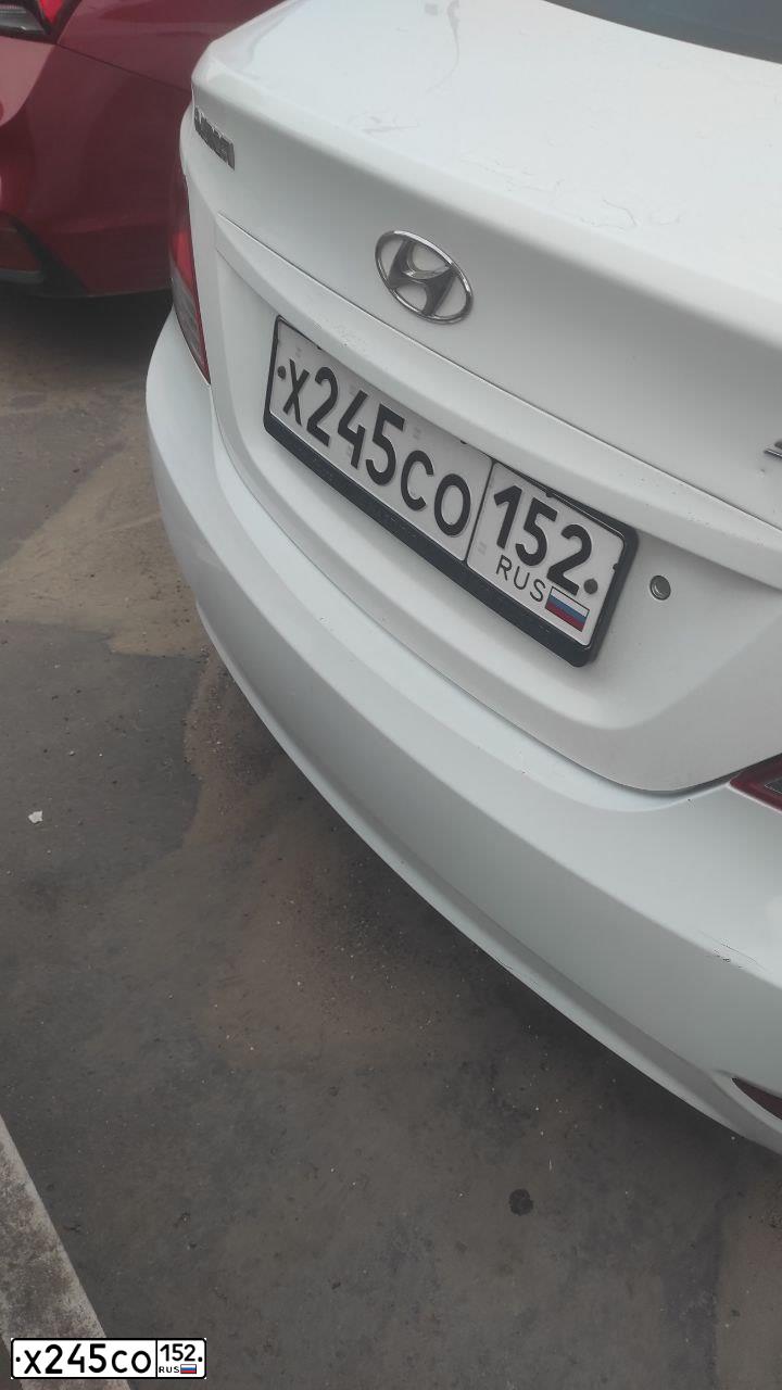 Фото автомобиля HYUNDAI SOLARIS, 2014 — госномер М465ЕУ51. Цвет: Белый