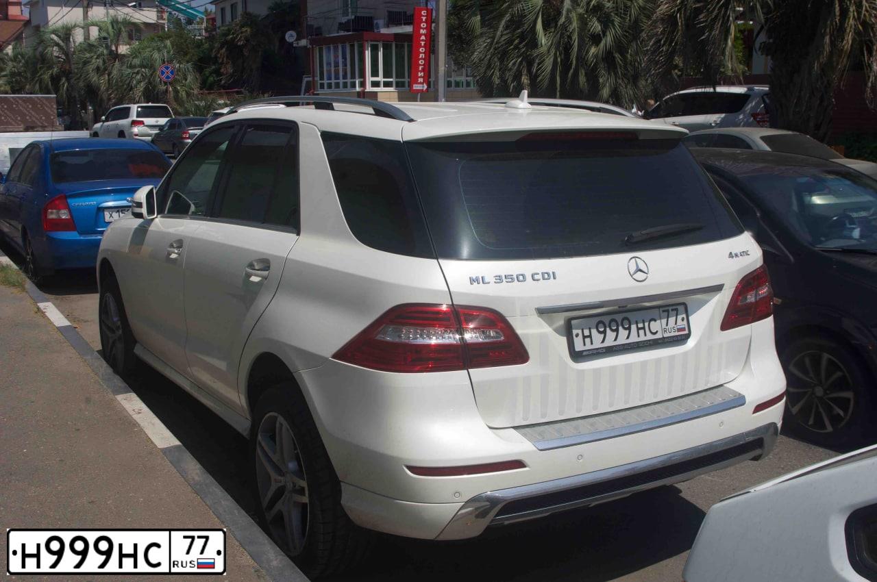 Фото автомобиля MERCEDES M-KLASSE, 2012 — госномер М500КВ36. Цвет: Коричневый