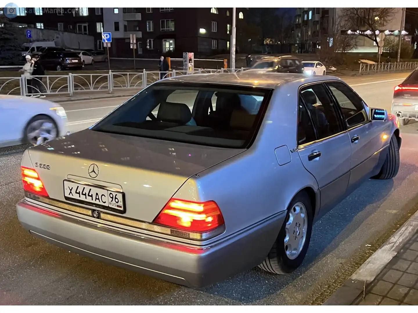 Фото автомобиля Bentley БЕНТЛИ BROOKLANDS, 1997 — госномер Х444АС96. Цвет: синий