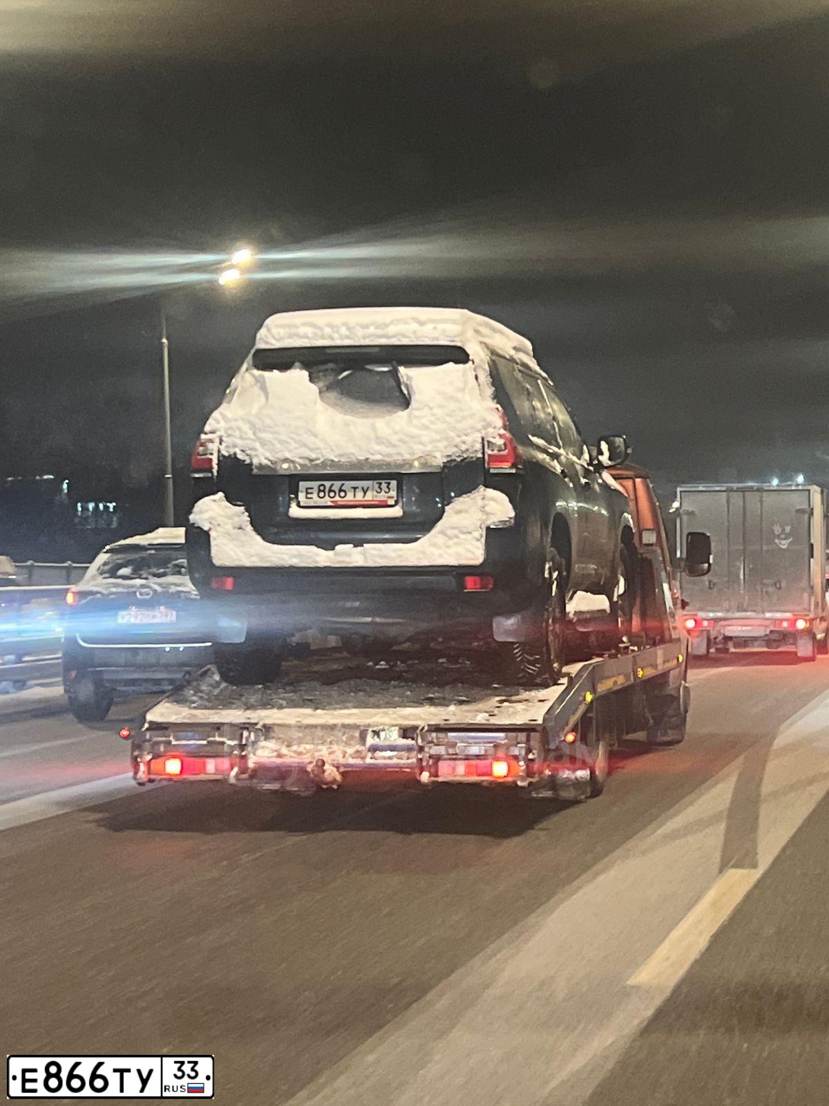 Фото автомобиля TOYOTA LAND CRUISER 150, 2020 — госномер Р330АУ44