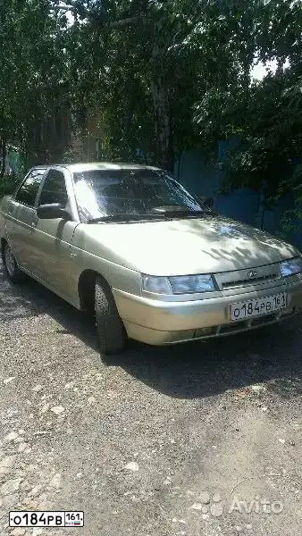 Фото автомобиля LADA 2110 LADA, 2005 — госномер О917СТ61. Цвет: СЕРЕБРИСТО-БЕЖЕВЫЙ