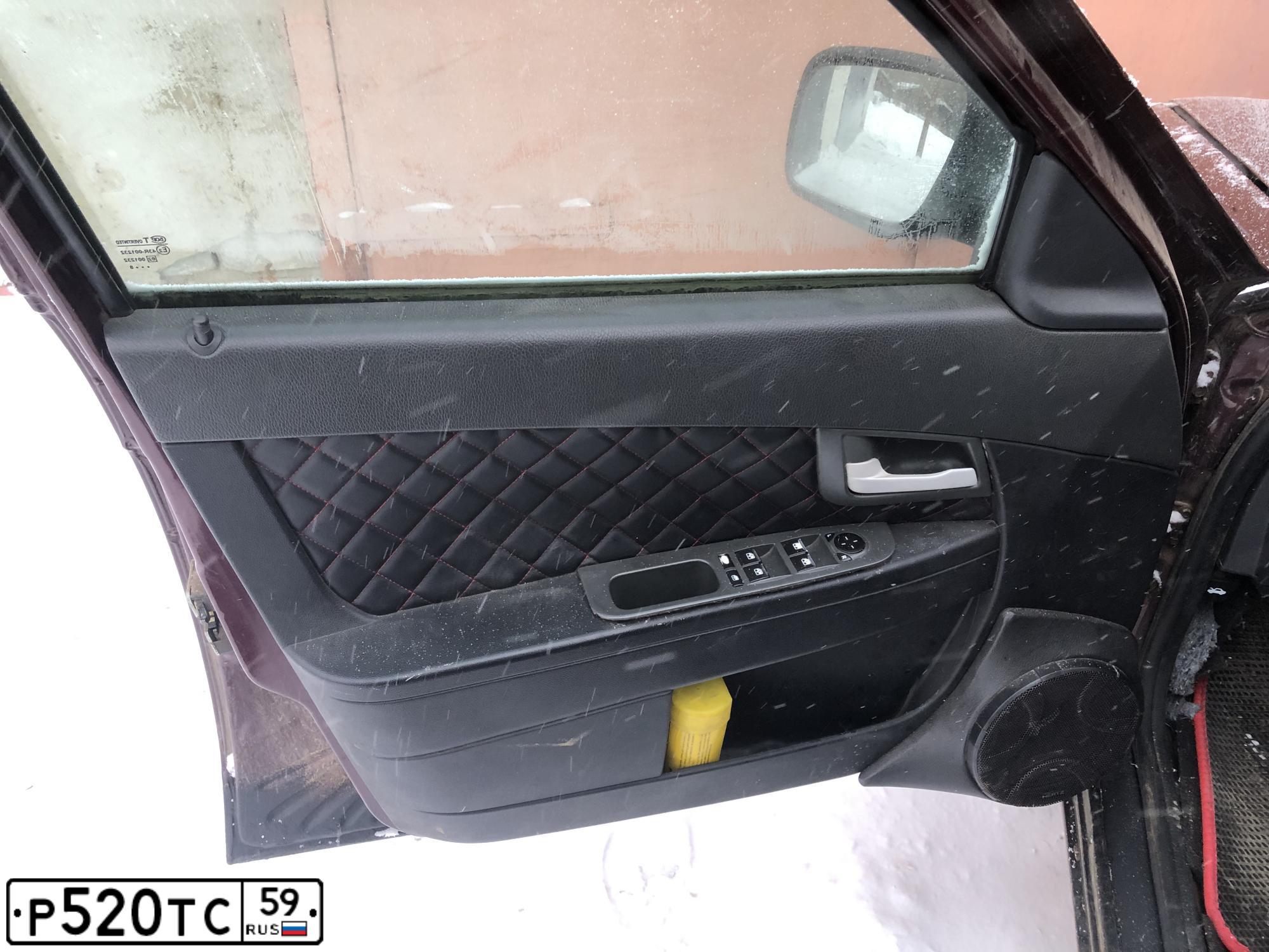 Фото автомобиля LADA 2170 PRIORA, 2008 — госномер Р520ТС59. Цвет: ТЕМНО-ВИШНЕВЫЙ