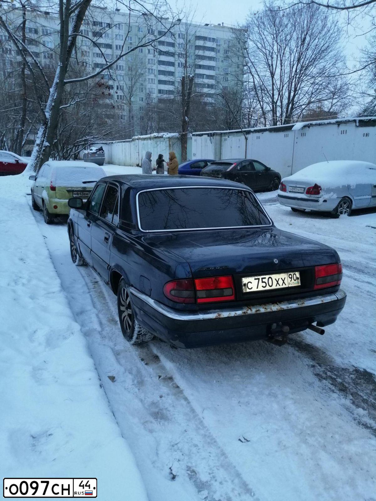 Фото автомобиля MITSUBISHI CARISMA, 2002 — госномер О097СН44. Цвет: Серый 