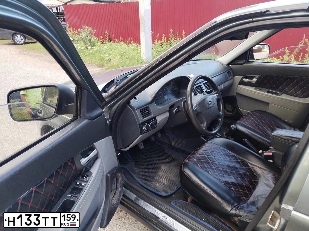 Фото автомобиля LADA 2170 PRIORA, 2010 — госномер В068ЕО159. Цвет: СРЕДНИЙ СЕРО-ЗЕЛЕН МЕТ.