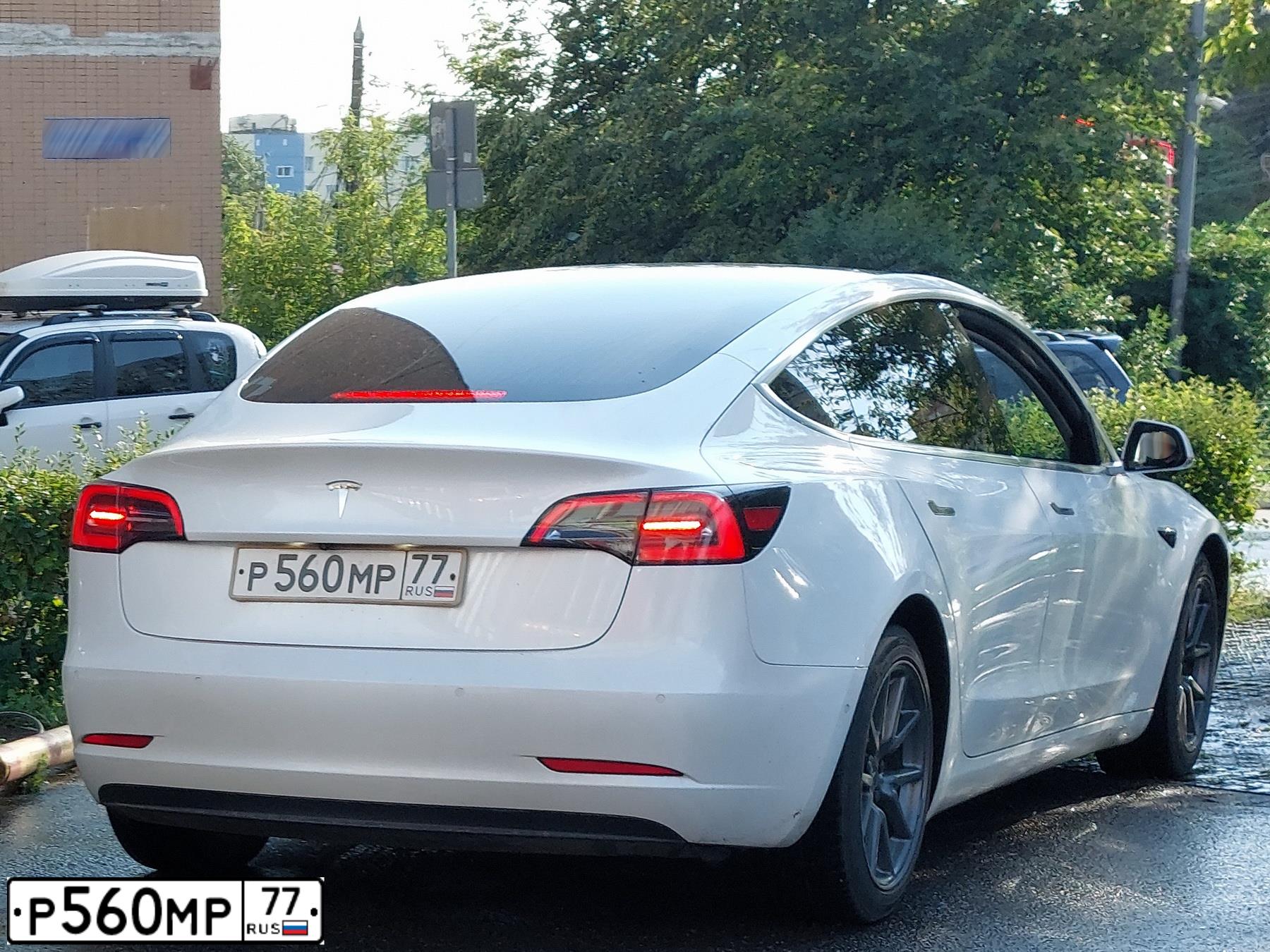 Фото автомобиля LEXUS RX270, 2012 — госномер Е322ОМ790. Цвет: ЧЕРНЫЙ