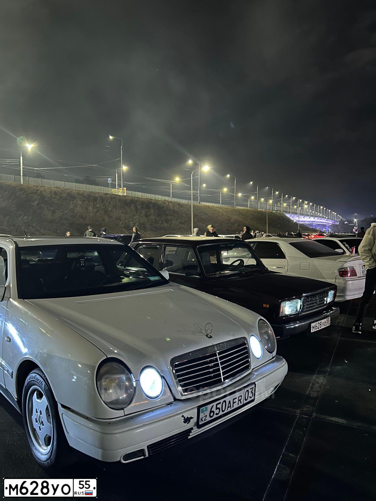 Фото автомобиля LADA 2107, 2006 — госномер А600ВУ155. Цвет: ТЕМНО-КРАСНЫЙ