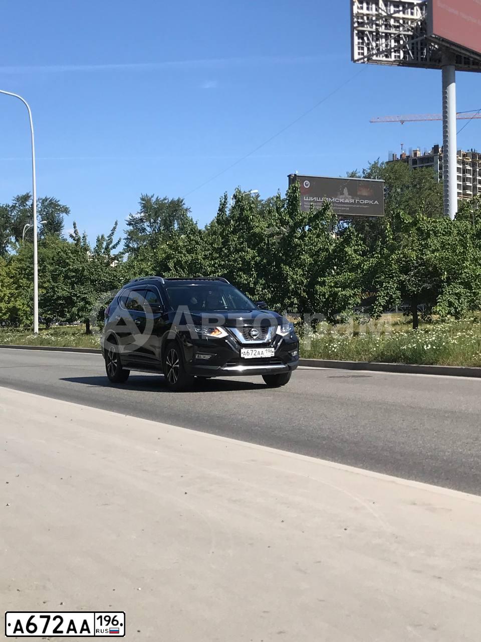 Фото автомобиля KIA RIO, 2017 — госномер А672АА196. Цвет: СВЕТЛО-СЕРЫЙ