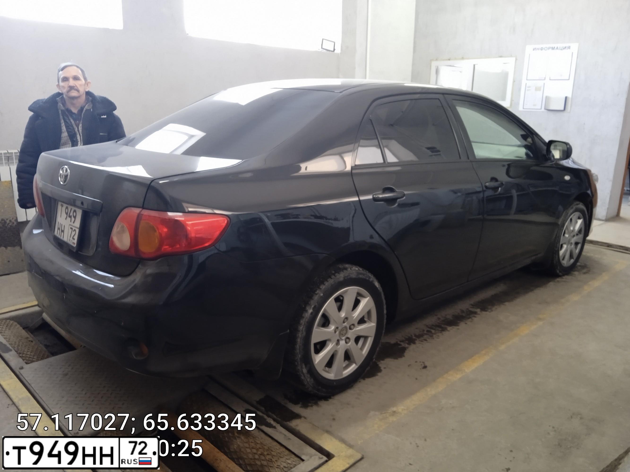 Фото автомобиля TOYOTA COROLLA, 2008 — госномер Т949НН72. Цвет: ЧЕРНЫЙ