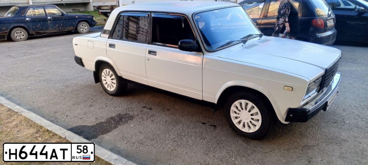 Фото автомобиля LADA 2107 LADA, 2003 — госномер Н644АТ58. Цвет: Белый