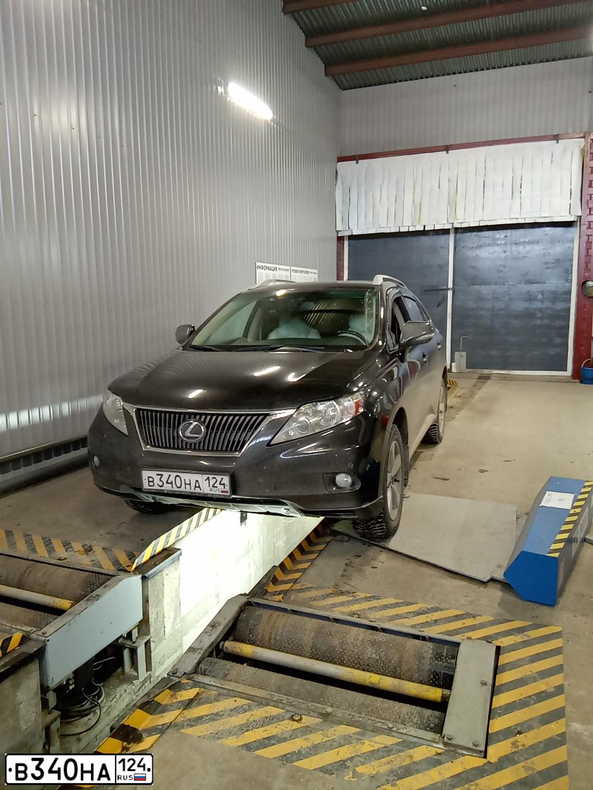 Фото автомобиля LEXUS RX, 2011 — госномер В340НА124. Цвет: ЧЕРНЫЙ