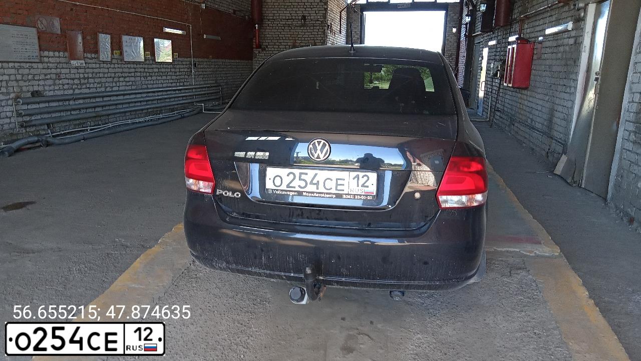 Фото автомобиля VOLKSWAGEN POLO, 2015 — госномер О254СЕ12. Цвет: ЧЕРНЫЙ