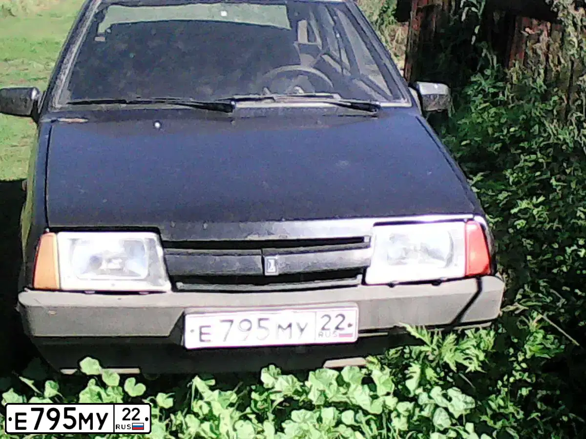 Фото автомобиля LADA 2109, 1990 — госномер В298НС122. Цвет: ЧЕРНЫЙ