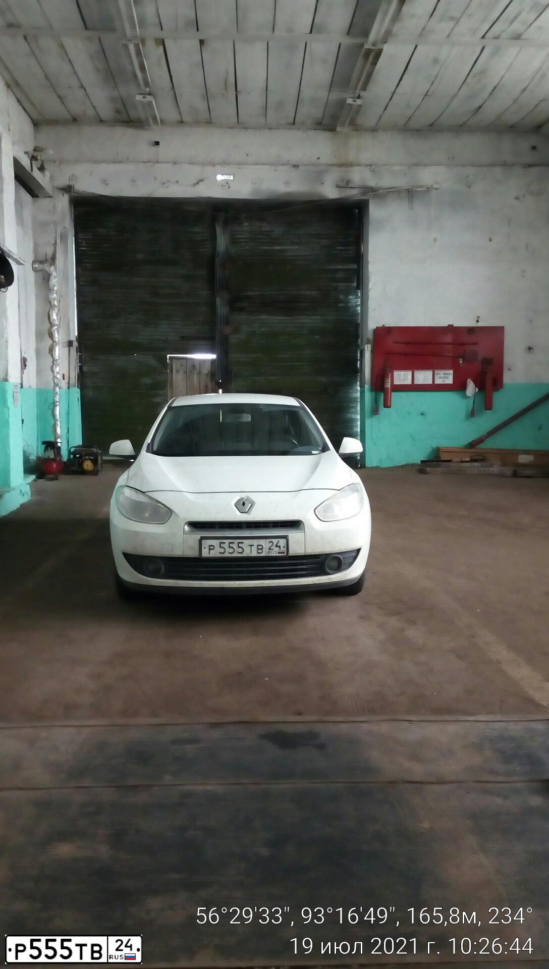 Фото автомобиля LADA 2107, 2002 — госномер С200НА124. Цвет: СИНИЙ