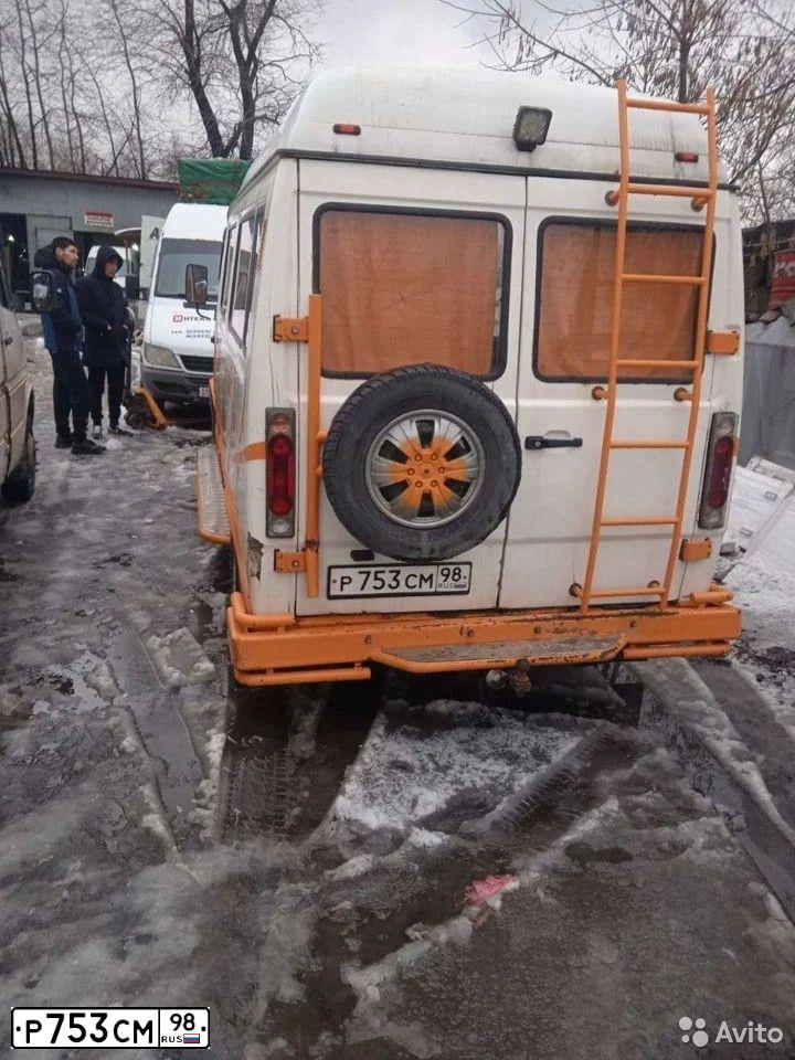 Фото автомобиля MERCEDES SPRINTER, 1986 — госномер Р753СМ98. Цвет: Белый
