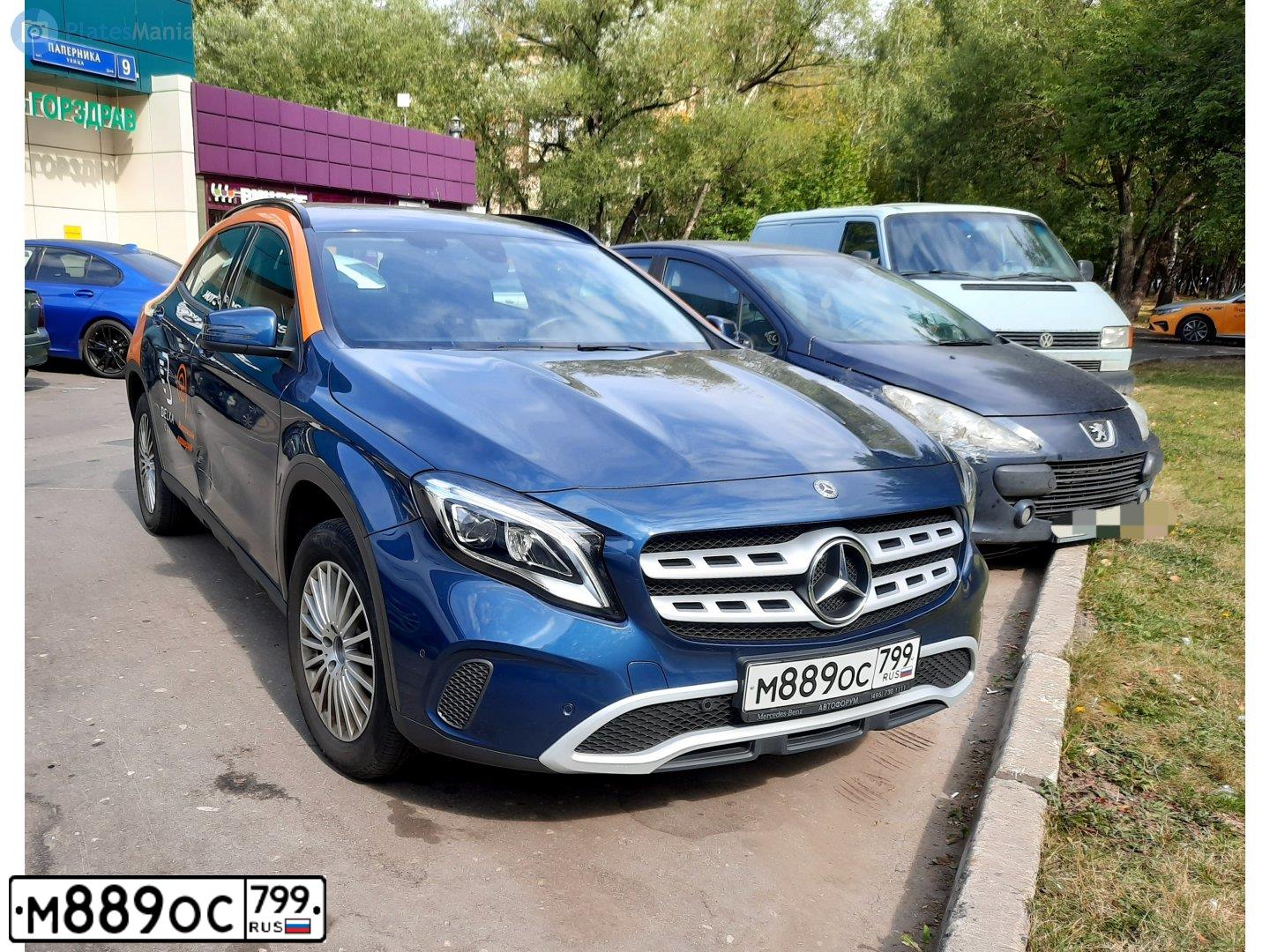 Фото автомобиля MERCEDES GLA-KLASSE, 2019 — госномер О249УО716. Цвет: синий