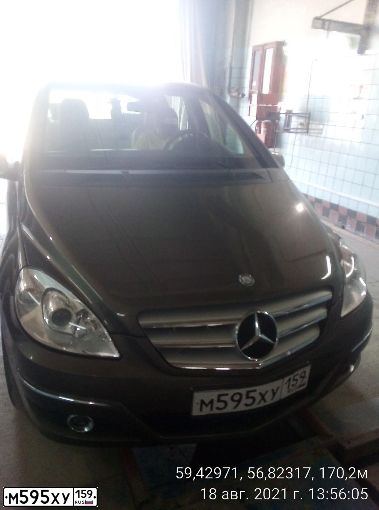Фото автомобиля MERCEDES B-KLASSE, 2010 — госномер М595ХУ159. Цвет: Коричневый
