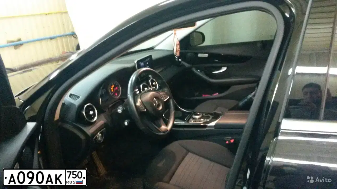 Фото автомобиля MERCEDES C-KLASSE, 2014 — госномер Т083ВА180. Цвет: ЧЕРНЫЙ