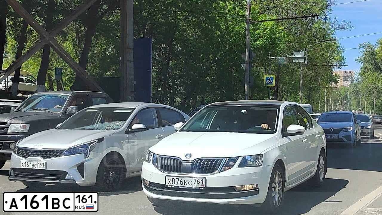 Фото автомобиля BMW SERIE 3, 2012 — госномер К645ТВ126. Цвет: Белый