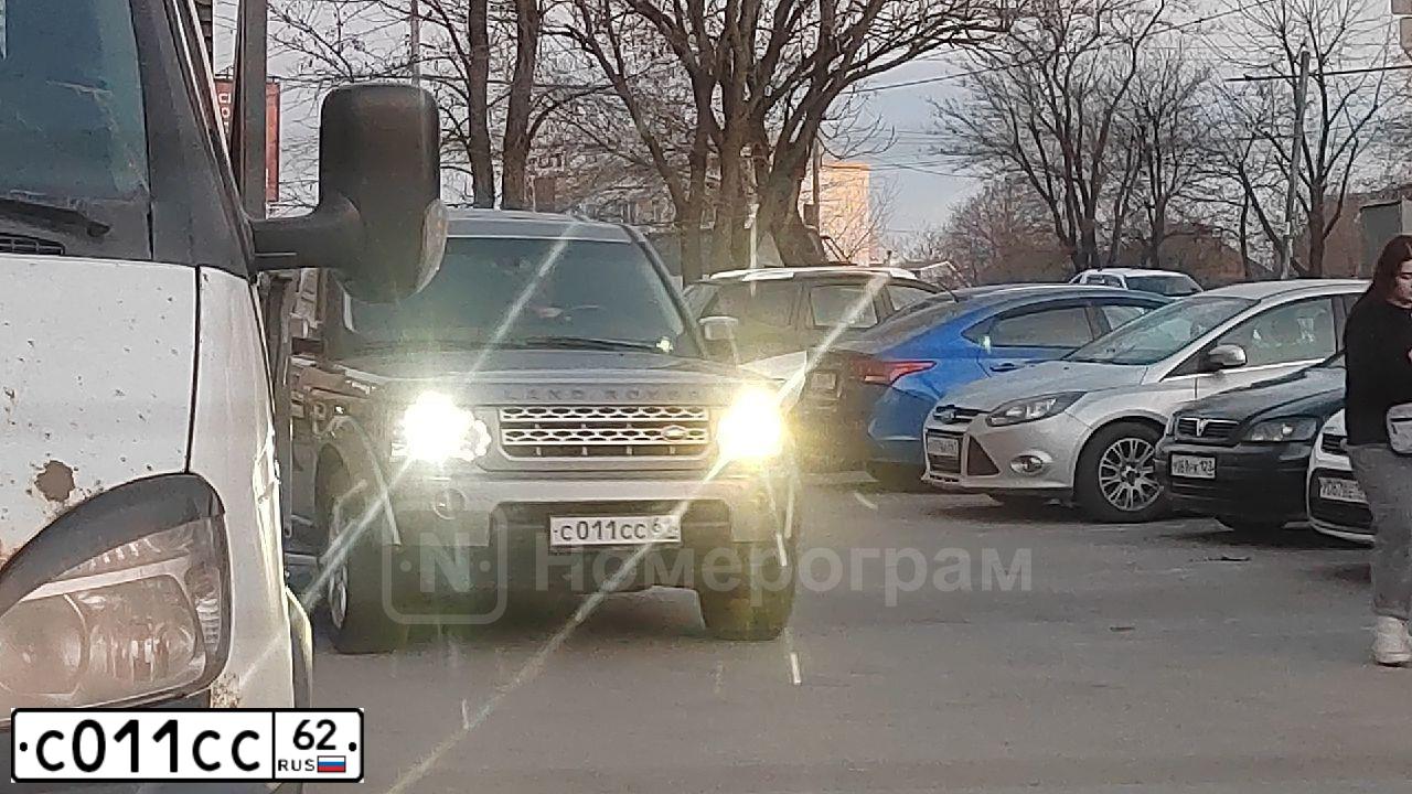 Фото автомобиля RENAULT LOGAN, 2017 — госномер О011СС62. Цвет: Белый