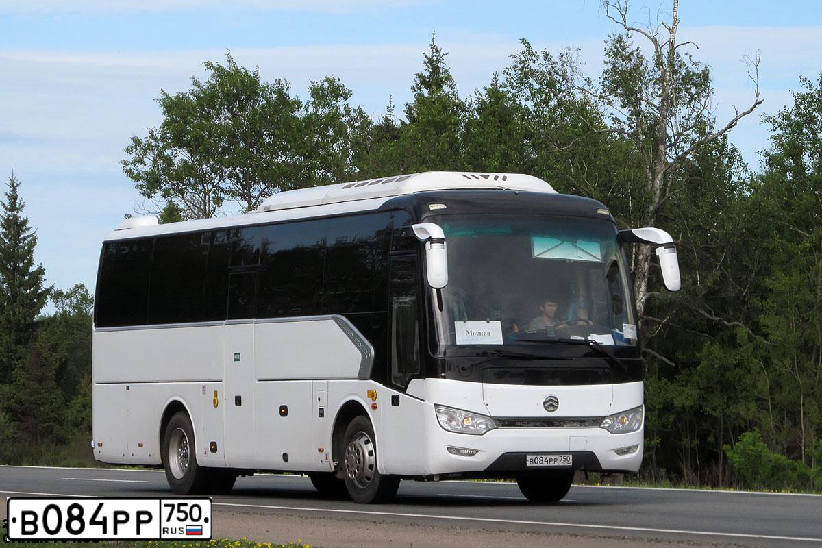 Фото автомобиля GOLDEN DRAGON XML, 2018 — госномер В084РР750. Цвет: Белый