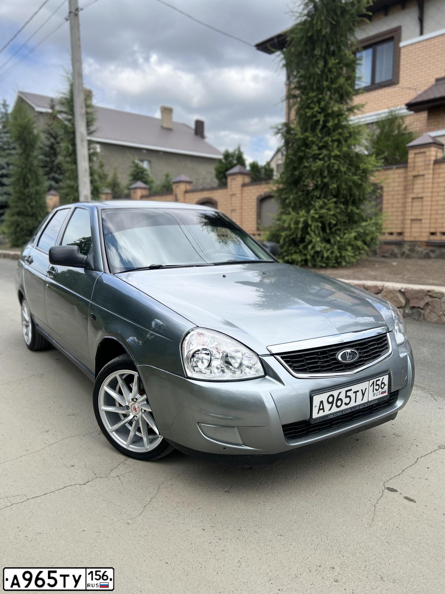 Фото автомобиля LADA 2172 PRIORA, 2008 — госномер В696ВТ156. Цвет: СЕРО-ЗЕЛЕНЫЙ