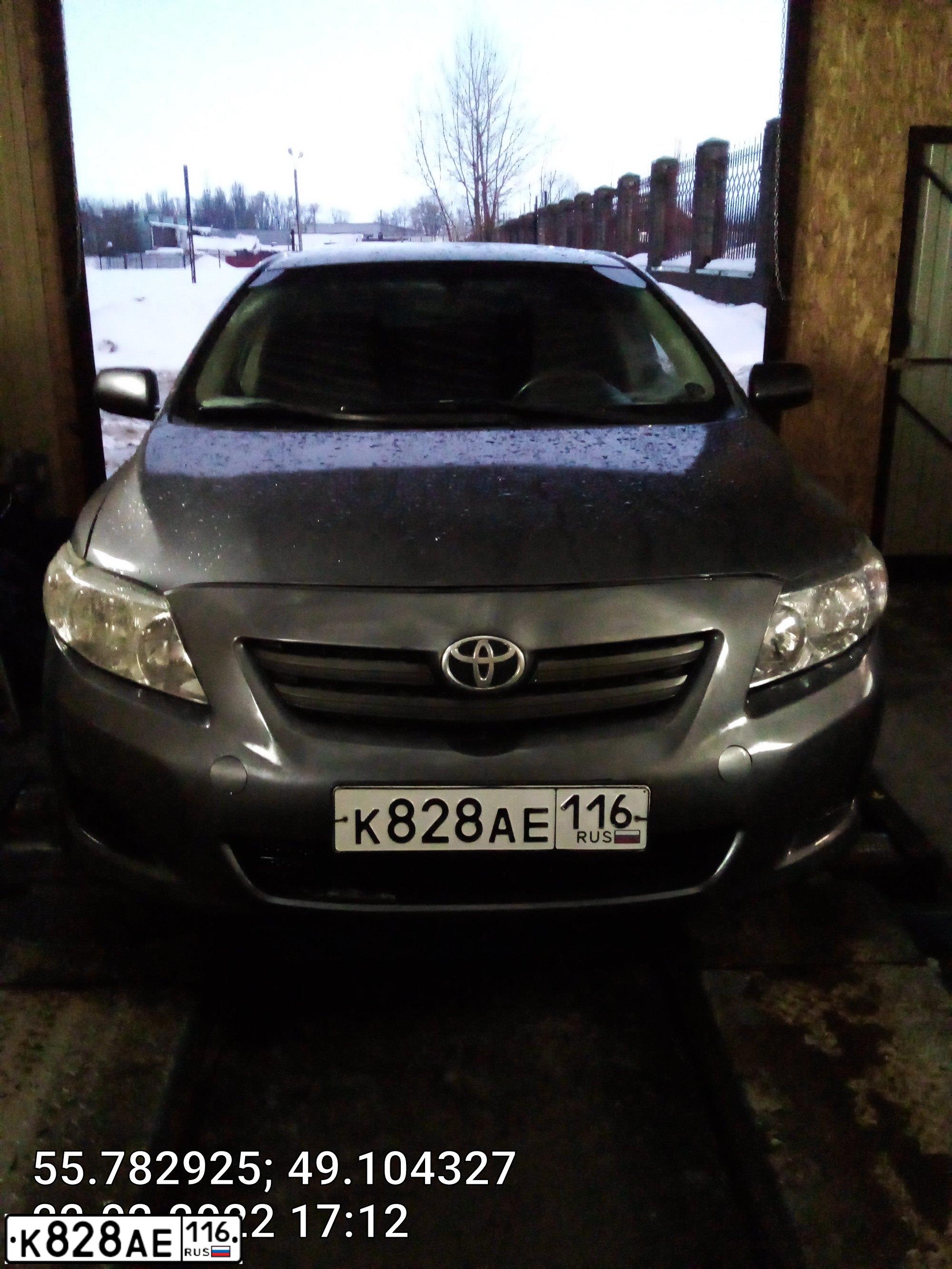Фото автомобиля TOYOTA COROLLA, 2008 — госномер К828АЕ116. Цвет: СЕРЫЙ