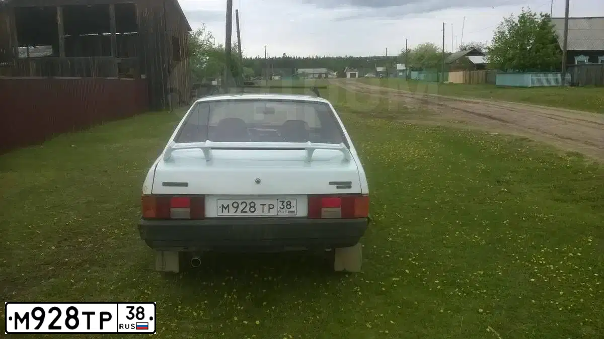 Фото автомобиля LADA 2109 SAMARA, 2000 — госномер Т113КТ24. Цвет: Белый
