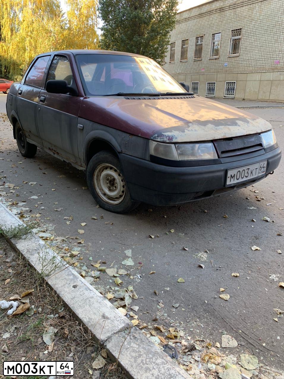 Фото автомобиля LADA 2110 LADA, 2000 — госномер М003КТ64. Цвет: СЕРЕБРИСТО ТЕМНО КРАСНЫЙ