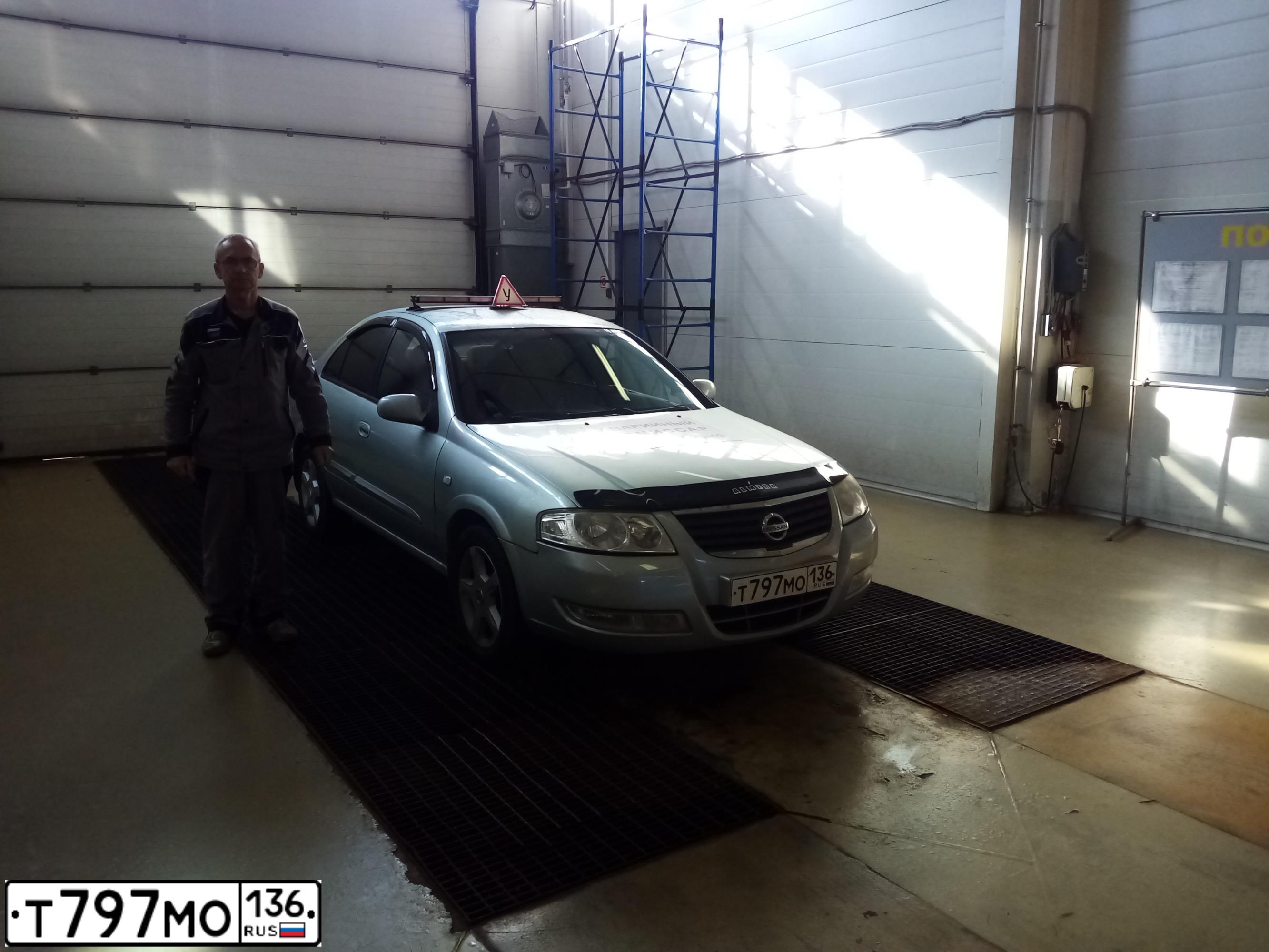 Фото автомобиля NISSAN ALMERA, 2006 — госномер Т797МО136. Цвет: СЕРЕБРИСТЫЙ