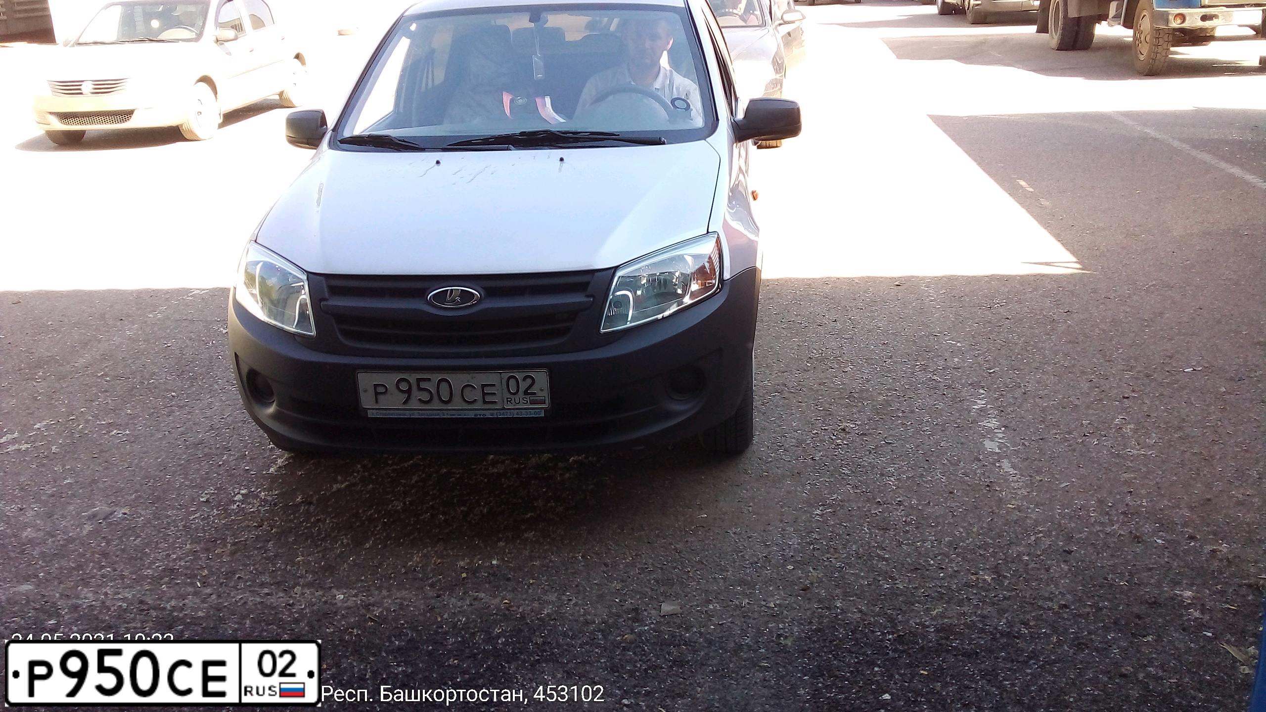 Фото автомобиля LADA 2190 GRANTA, 2013 — госномер С168СХ116. Цвет: СЕРЕБРИСТЫЙ